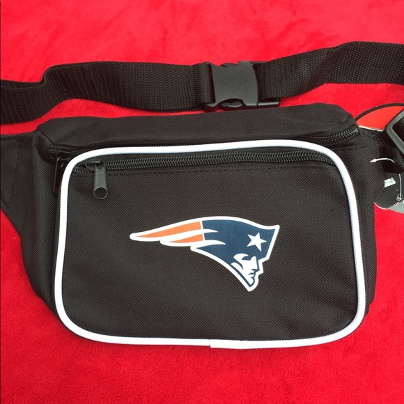 patriots fanny pack